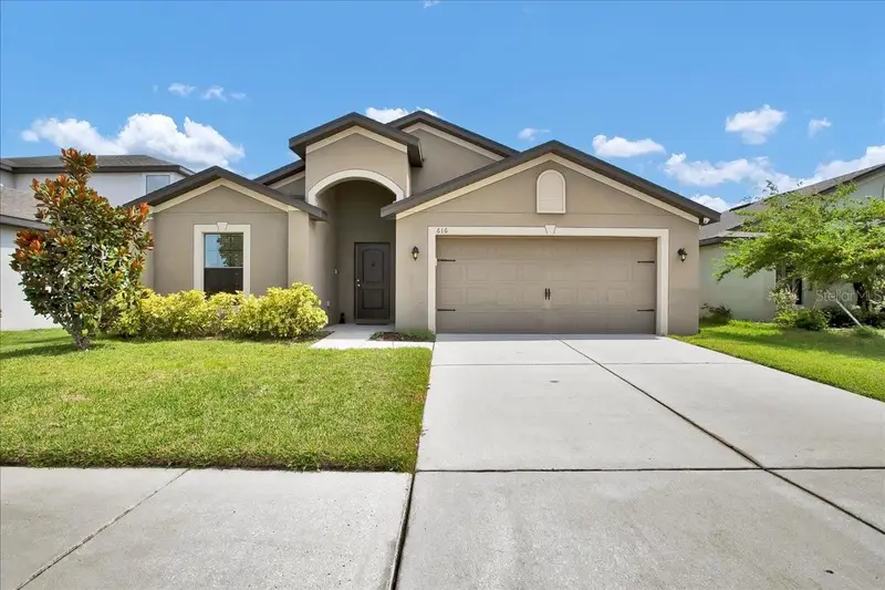 616 Chatham Walk Dr, FL