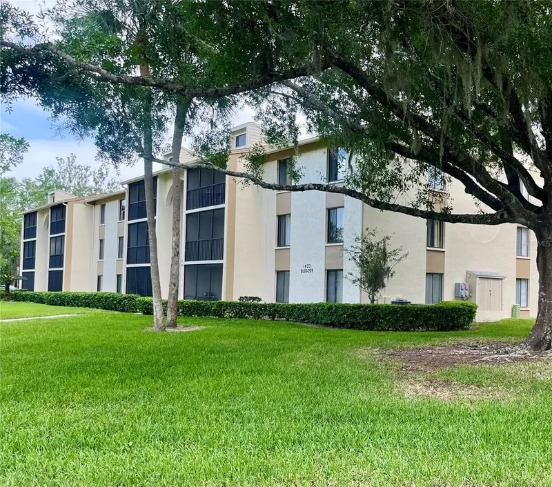 1423 Pine Glen Ln #H2, FL