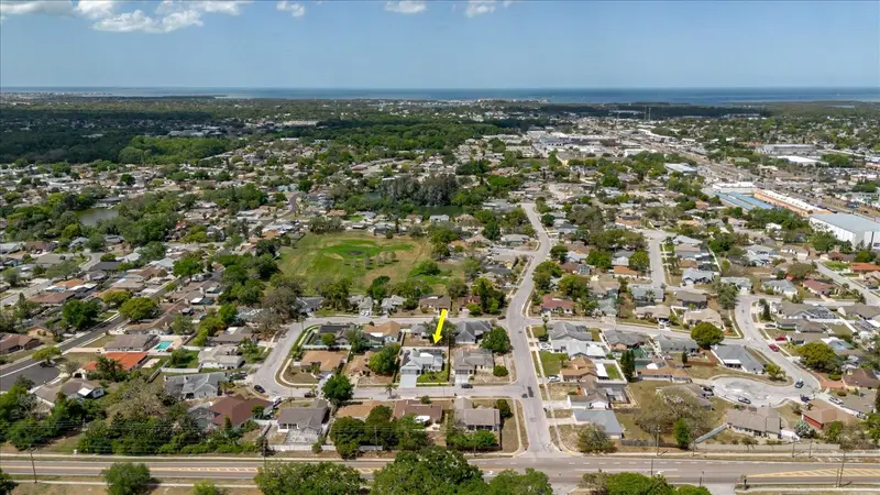 8112 Golden Bear Loop, FL
