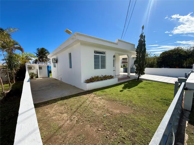 Carr#3 Beach Front House Ave, PR