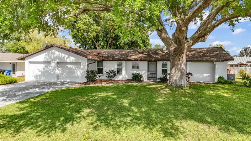 1238 Waterside Ln, FL