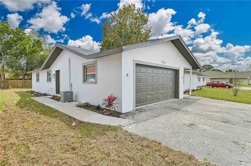 115 Se 24th Ave #A&B, FL