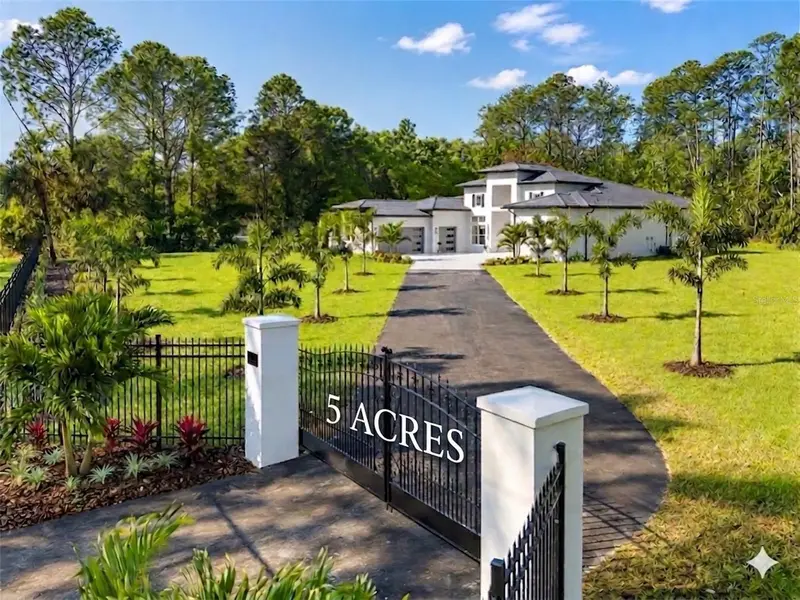 200 N Goodman Rd, FL