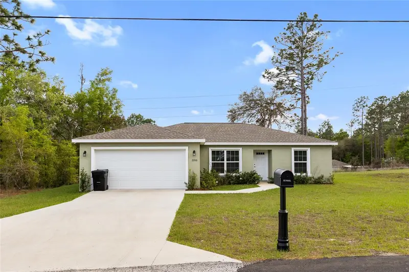 2700 W Rutland Dr, FL