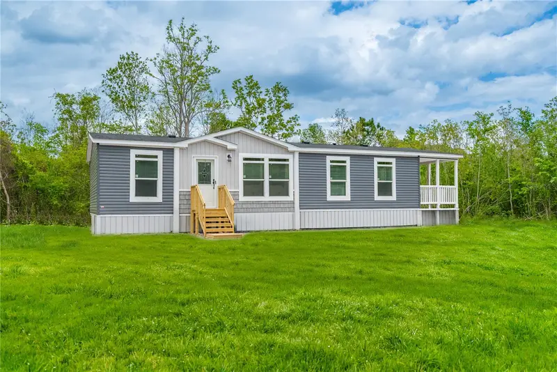 14823 Se County Road 100a, FL