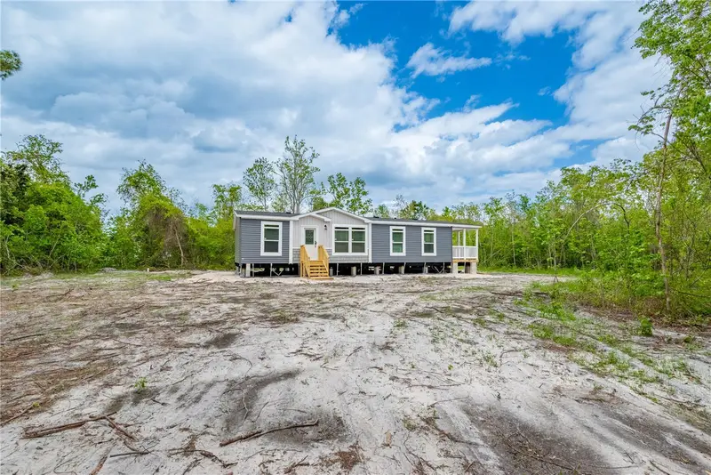 14823 Se County Road 100a, FL