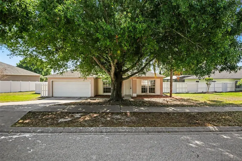 1462 Whooping Dr, FL