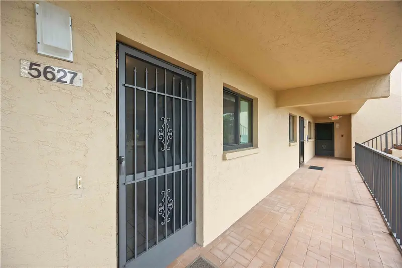 5627 Ashton Way #5627, FL