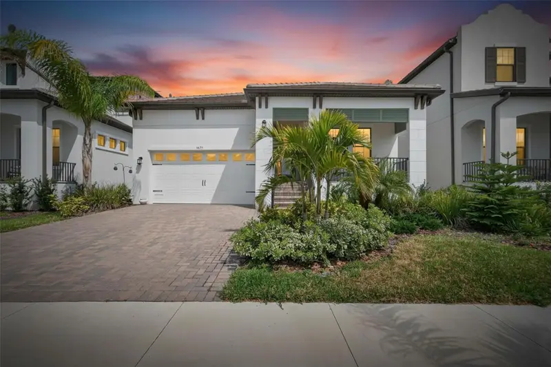 1071 Seagrape Dr, FL