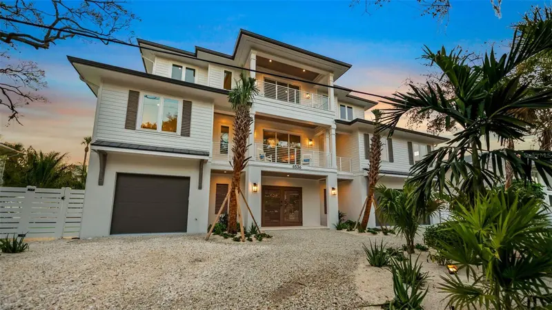 6536 Peacock Rd, FL