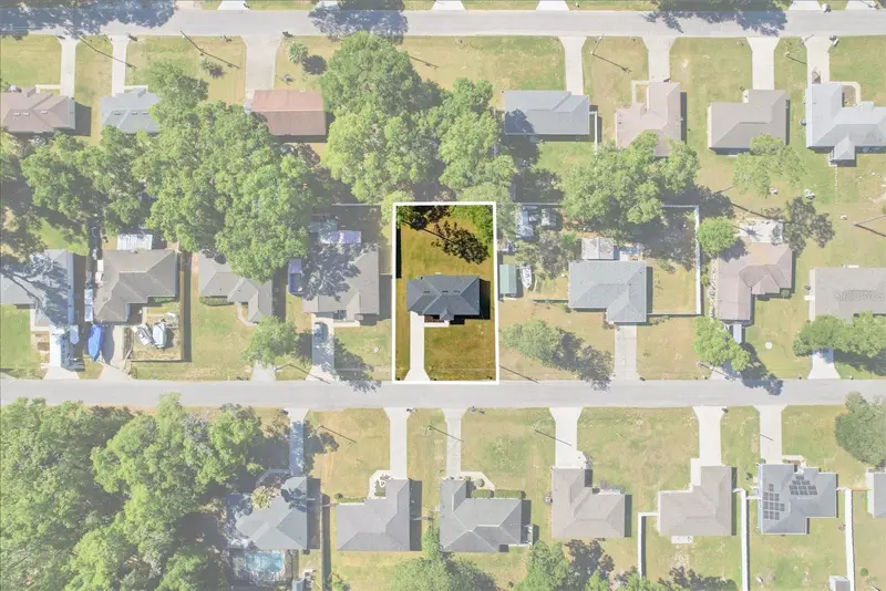 5610 Nw 57th Pl, FL