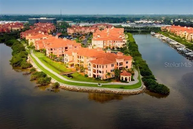 2723 Via Capri #821, FL