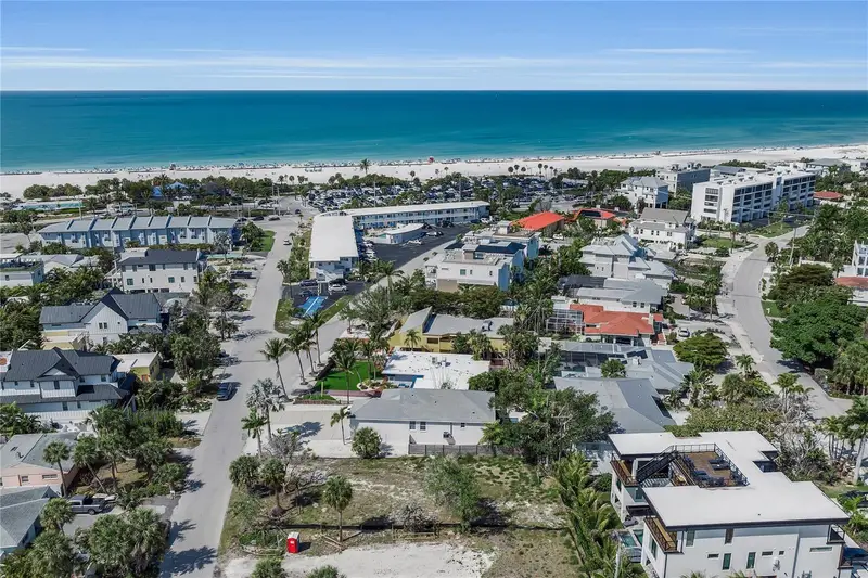 243 Coolidge Dr, FL