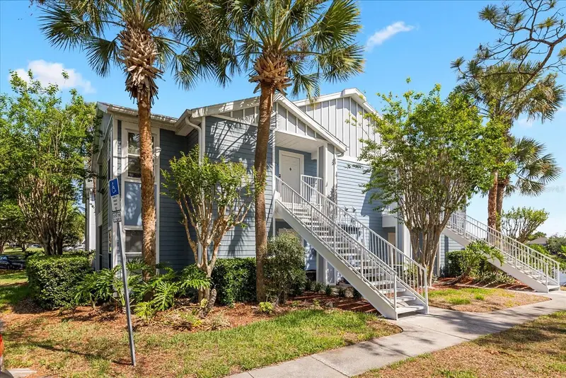 2501 Grassy Point Dr #103, FL