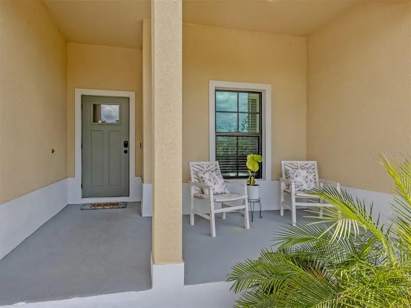 1046 Rhinelander St, FL