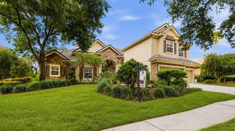 15108 Kestrelglen Way, FL