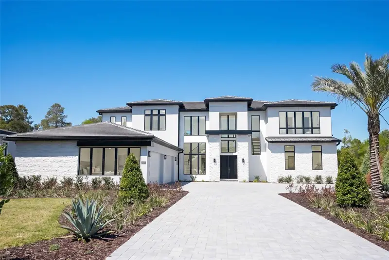 16000 Pendio Dr, FL