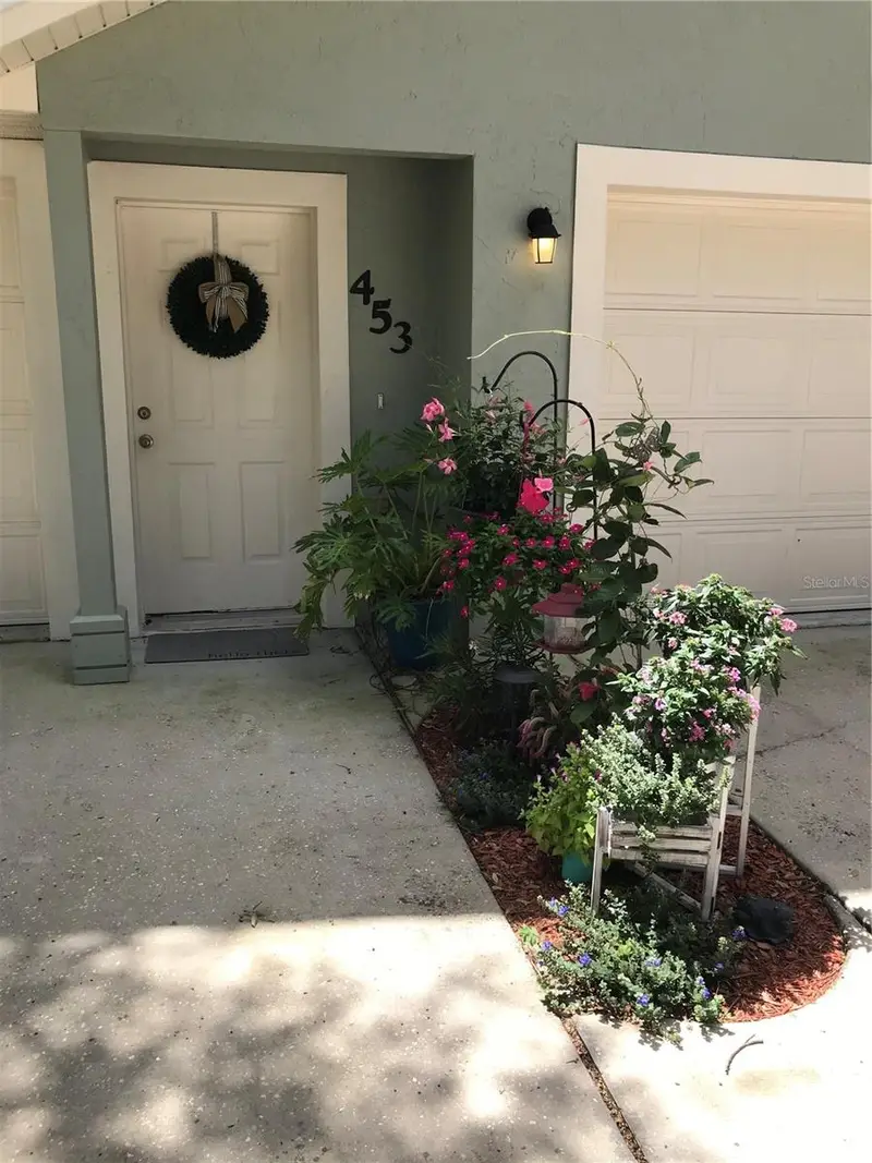 453 W Desoto St, FL
