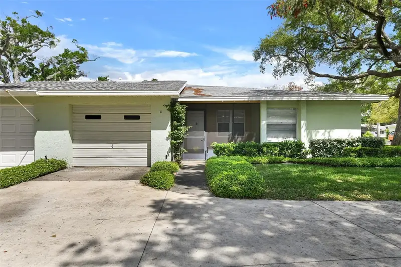 2833 Orange Tree Cir N #C, FL