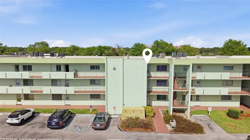 1130 N Lake Parker Ave #A305, FL