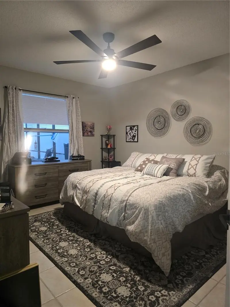330 Graystone Blvd, FL