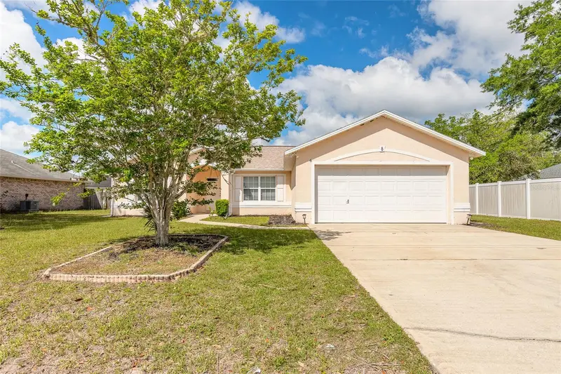 6 Roxboro Dr, FL