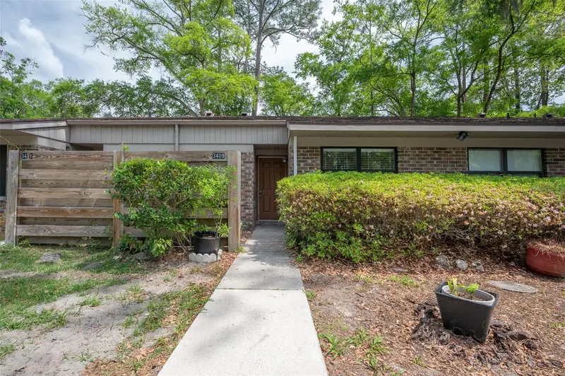 3409 Nw 52nd Ter, FL