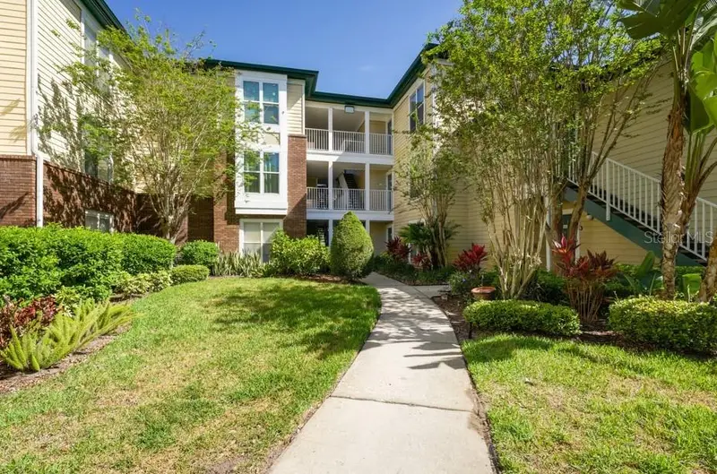 4107 Chatham Oak Ct #326, FL