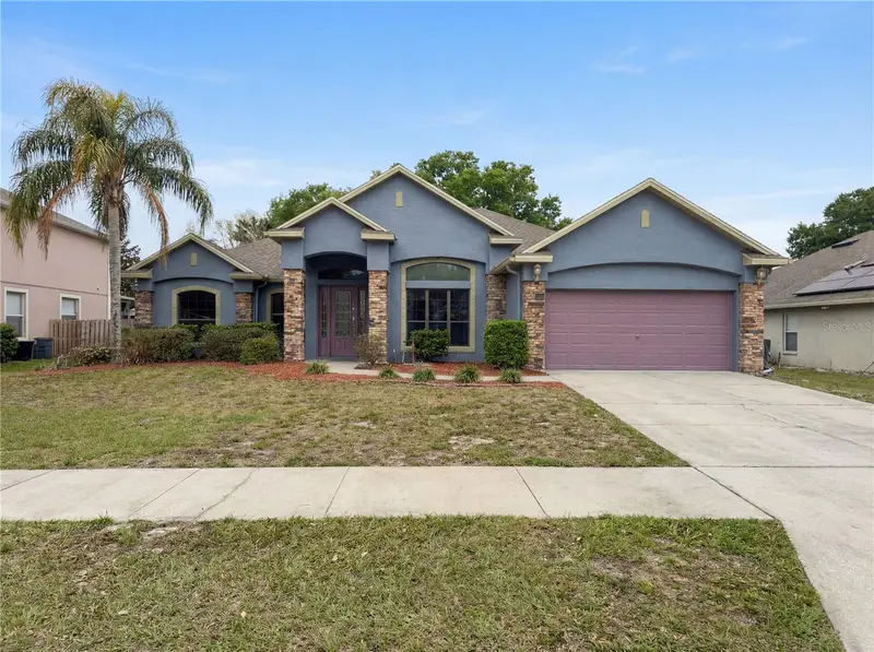 216 Blue Crystal Dr, FL