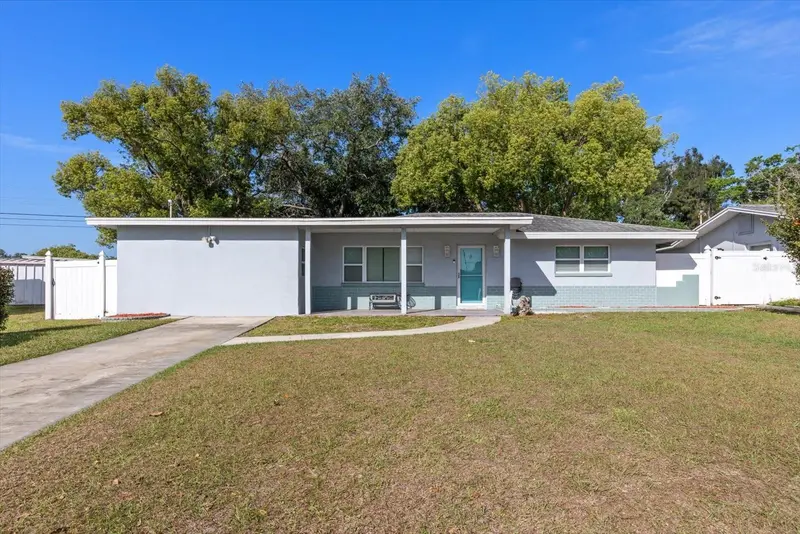 9940 108th St, FL