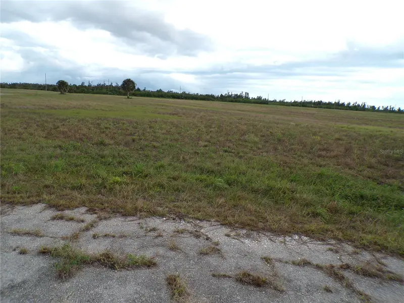 1 Bobolink Pl, FL