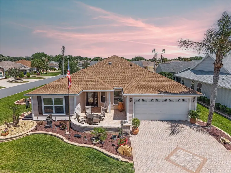 637 Salem Pl, FL