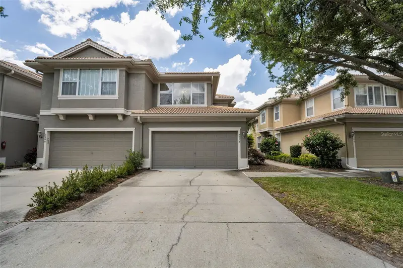 3304 Covered Bridge Dr E, FL