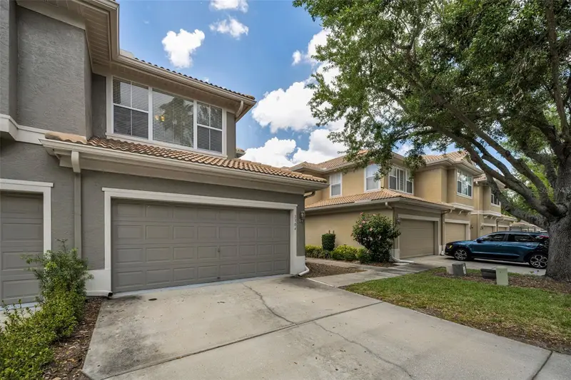 3304 Covered Bridge Dr E, FL
