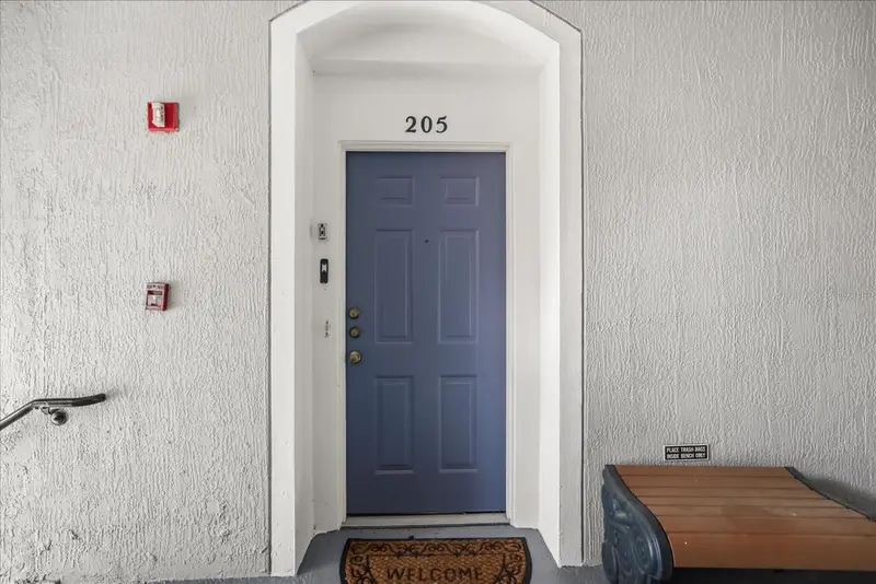 8101 Coconut Palm Way #205, FL