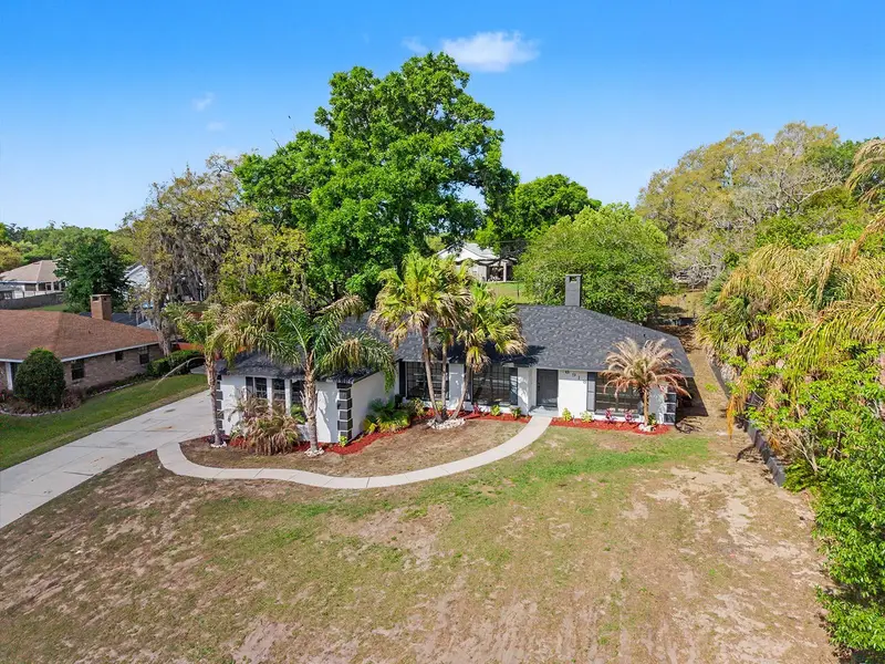 6918 Odoniel Loop W, FL
