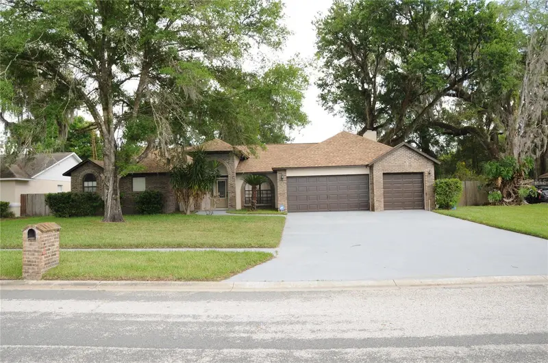2106 Whitlock Pl, FL