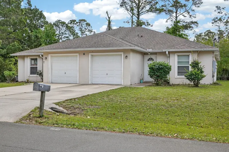 6 Pleasant Ln #A/B, FL