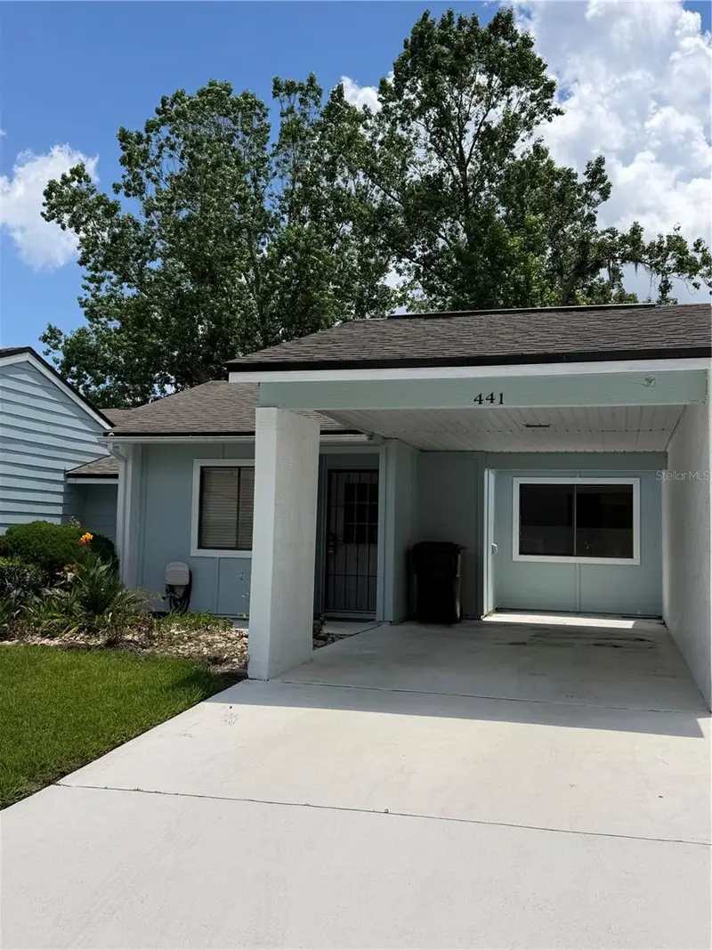 441 Prestwick Pl, FL