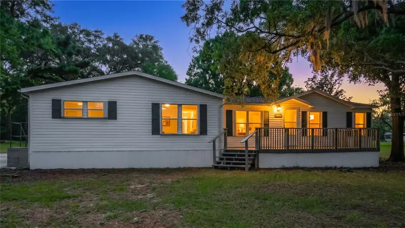 8331 County Road 109, FL