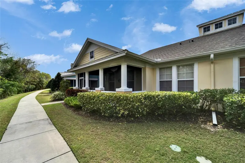 221 Sela Cove Cir, FL