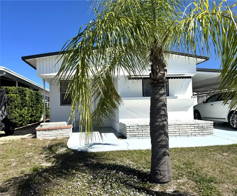 254 Southwinds Dr, FL