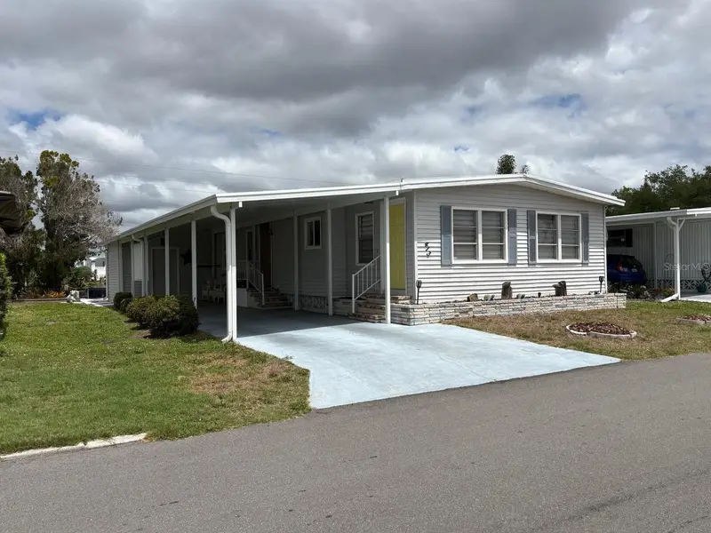 413 Cervina Dr N, FL