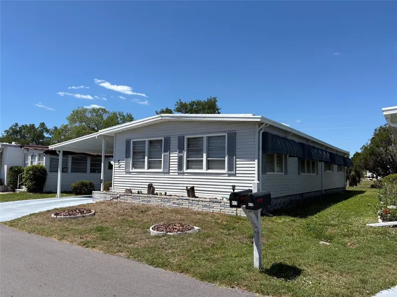 413 Cervina Dr N, FL