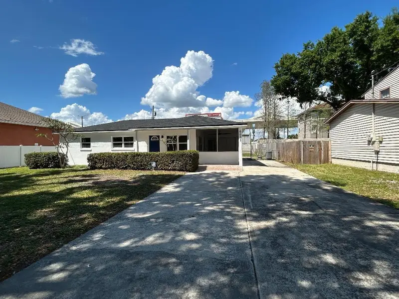 4611 W Mcelroy Ave, FL
