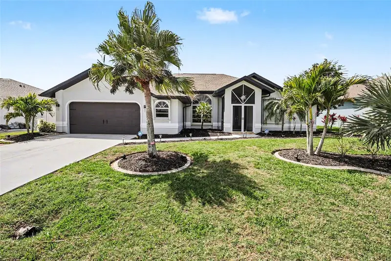 301 Gold Tree, FL