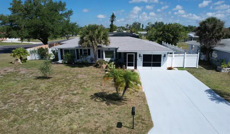 2 Golfview Rd, FL