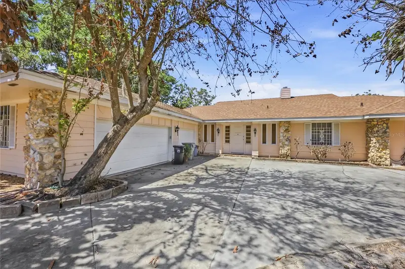 Errol Estate listing