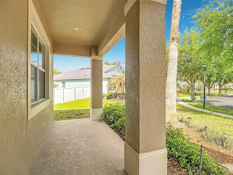344 Magneta Loop, FL
