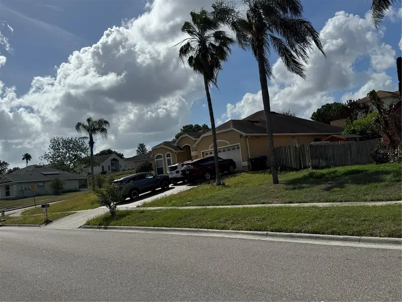 7012 Coral Cove Dr, FL